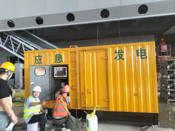 十堰怎样判断空气滤清器是否需要更换？